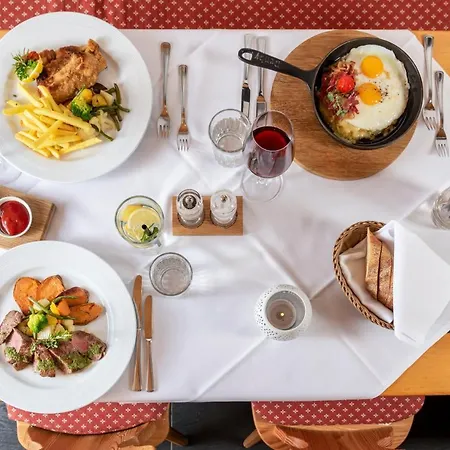 兰德林思旅馆 圣莫里茨