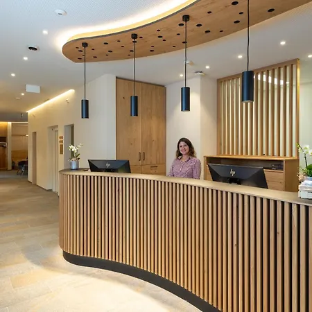 By Randolins Auberge de jeunesse *