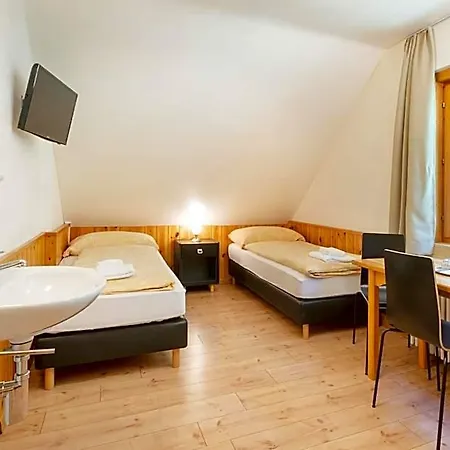 By Randolins Hostel St. Moritz