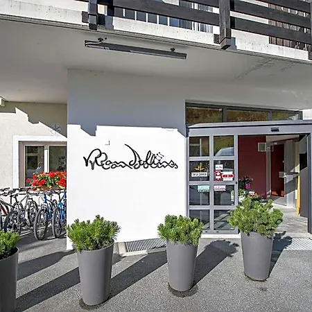 Hostel By Randolins St. Moritz