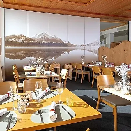 By Randolins Hostel St. Moritz