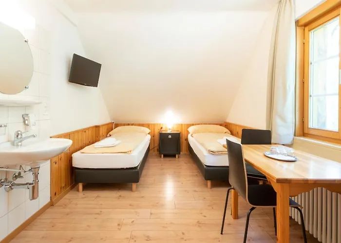 Hostel By Randolins Sankt Moritz