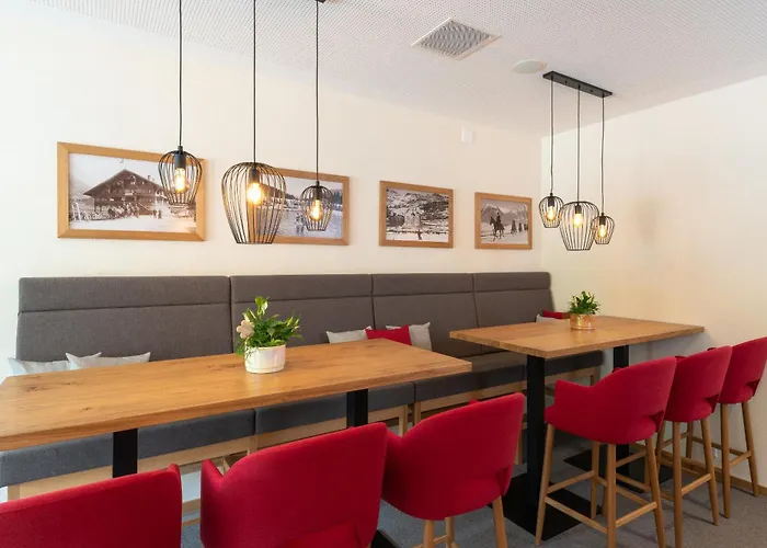 Hostel By Randolins Sankt Moritz