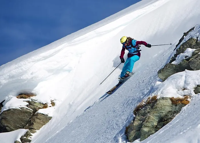 Hostel By Randolins *