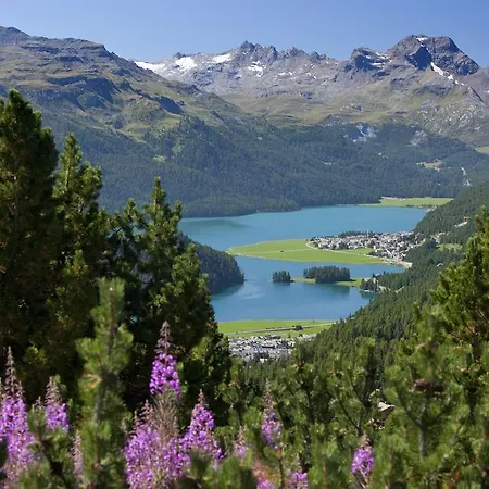 By Randolins Saint-Moritz
