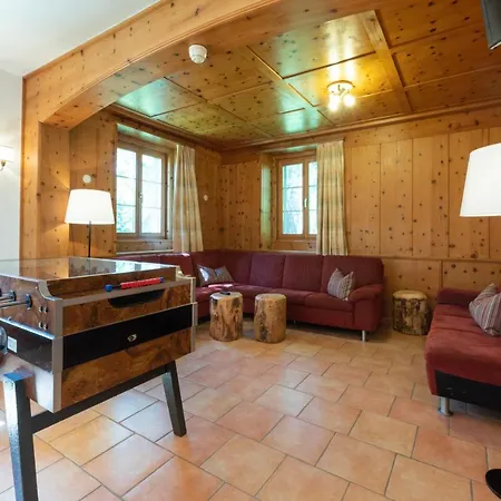 Auberge de jeunesse By Randolins Saint-Moritz