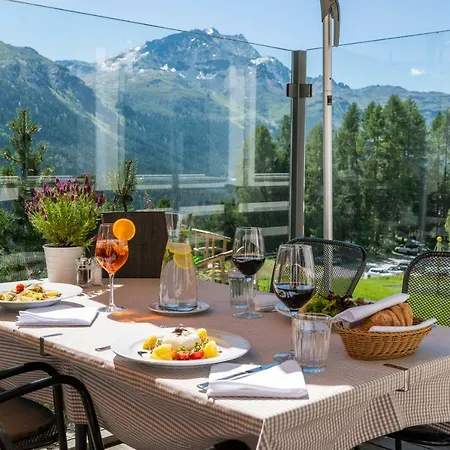 By Randolins Saint-Moritz